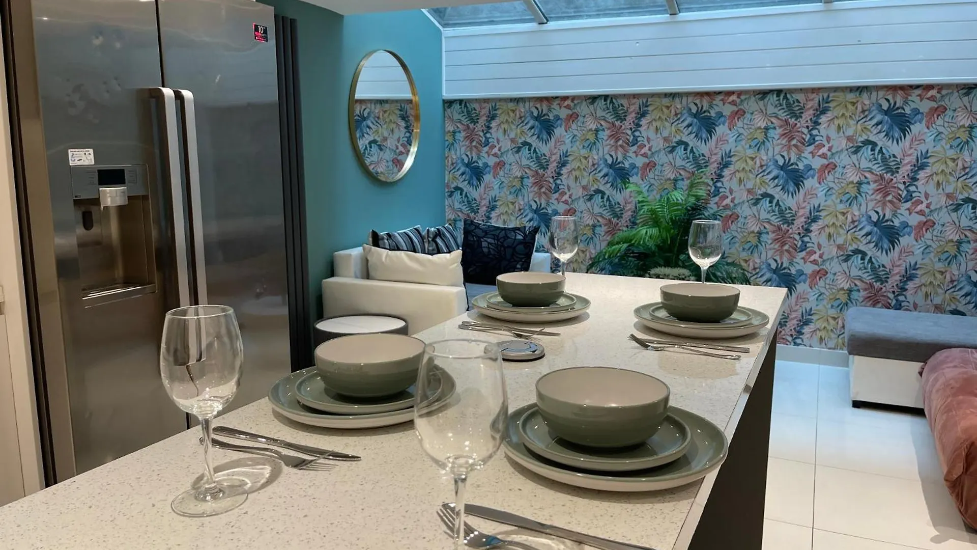 Super Central Big House 6 Bedroom House I Next To Brighton Beach Vakantiehuis