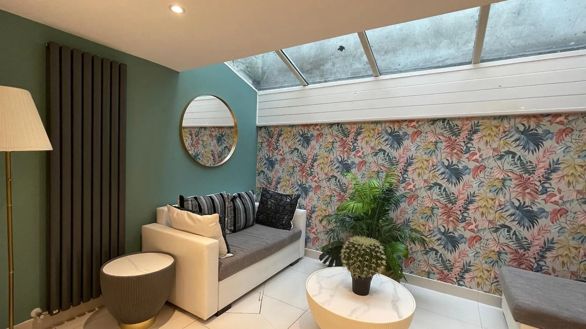 Contacten van Super Central Big House 6 Bedroom House I Next To Brighton Beach